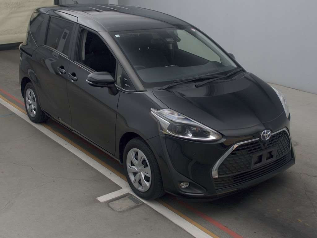 2020 Toyota Sienta NHP170G[2]