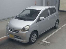 2012 Daihatsu Mira es