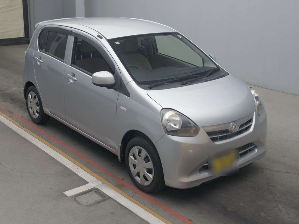 2012 Daihatsu Mira es LA300S[2]