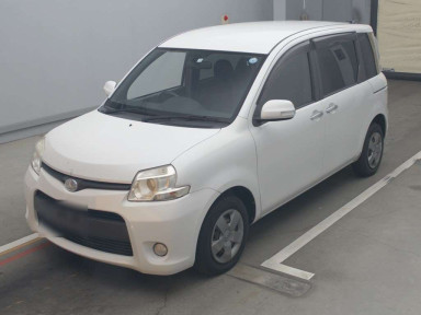 2011 Toyota Sienta