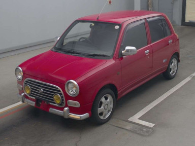 2001 Daihatsu Miragino