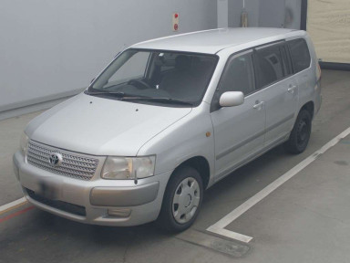 2010 Toyota Succeed Van