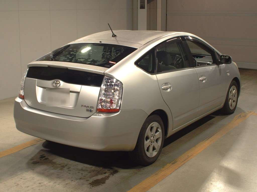 2009 Toyota Prius NHW20[1]