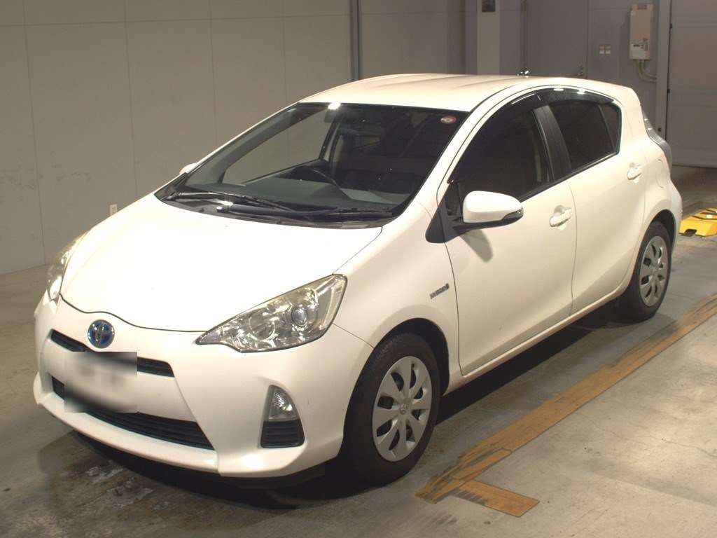 2014 Toyota Aqua NHP10[0]