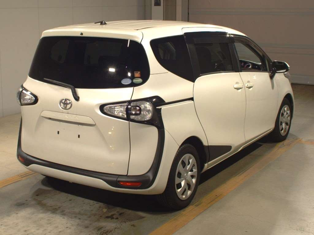 2016 Toyota Sienta NSP170G[1]