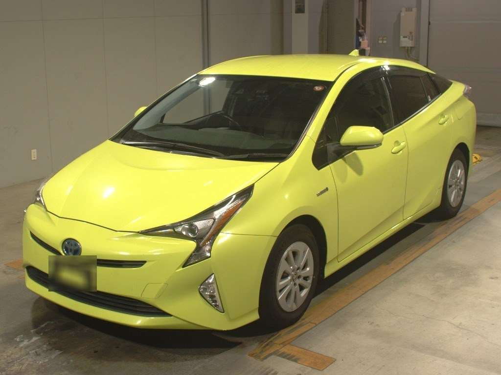 2016 Toyota Prius ZVW50[0]