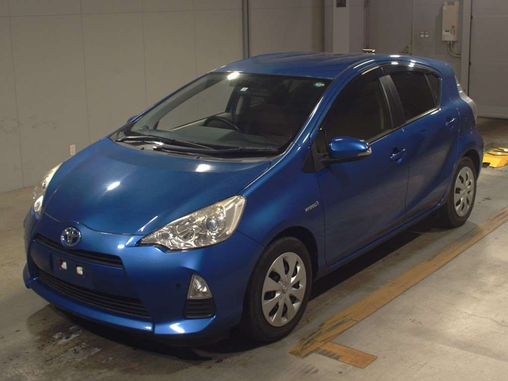 2014 Toyota Aqua NHP10[0]