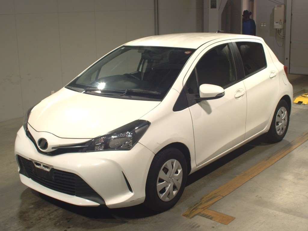 2016 Toyota Vitz NSP130[0]