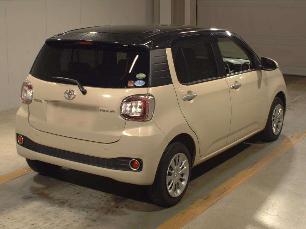 2016 Toyota Passo M700A[1]