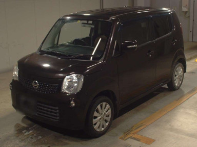 2013 Nissan Moco