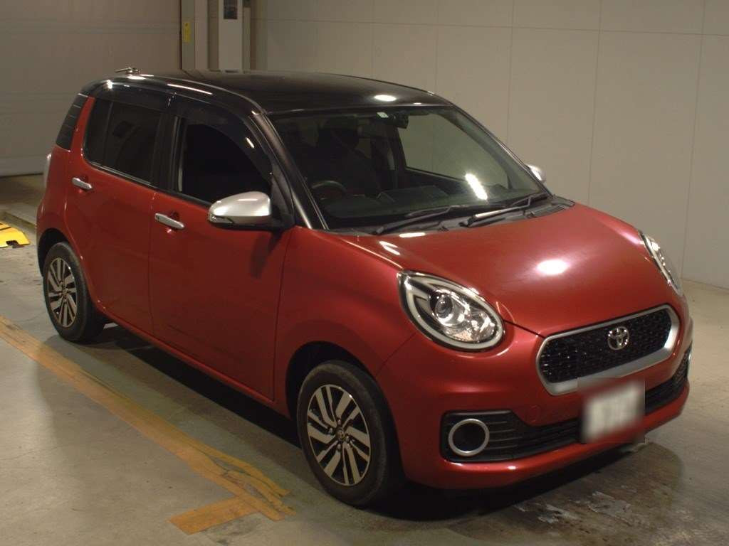 2016 Toyota Passo M700A[2]