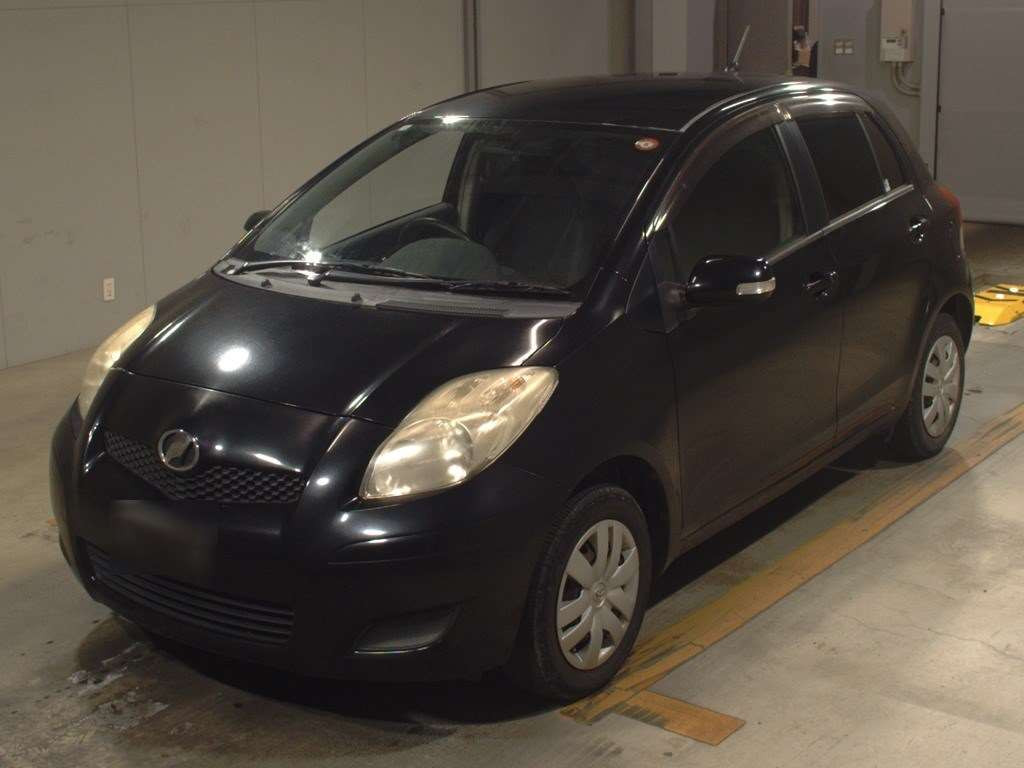 2010 Toyota Vitz SCP90[0]