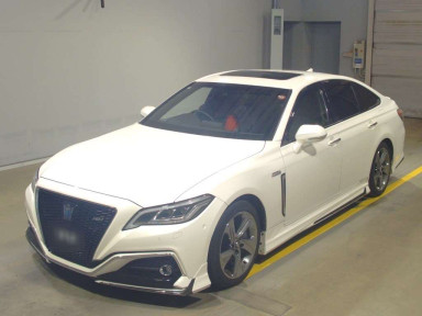 2018 Toyota Crown Hybrid