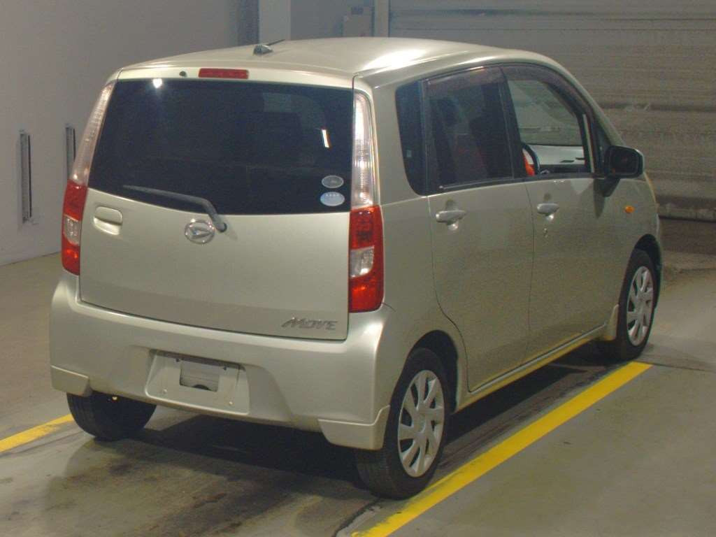 2011 Daihatsu Move LA100S[1]