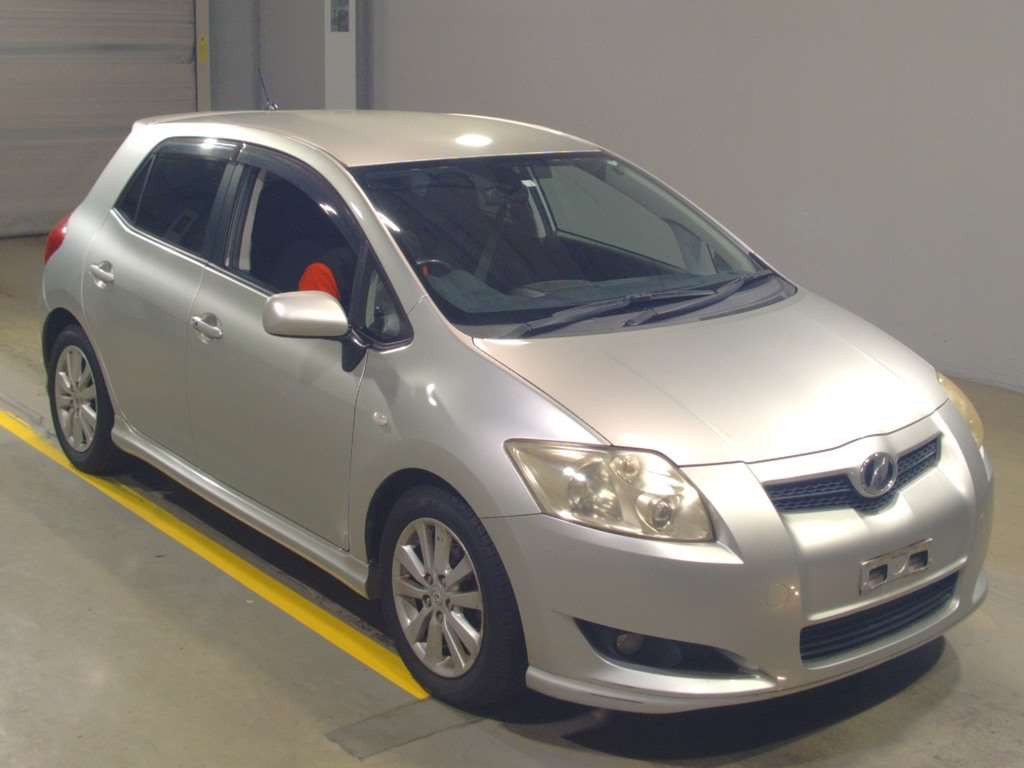 2008 Toyota Auris ZRE152H[2]