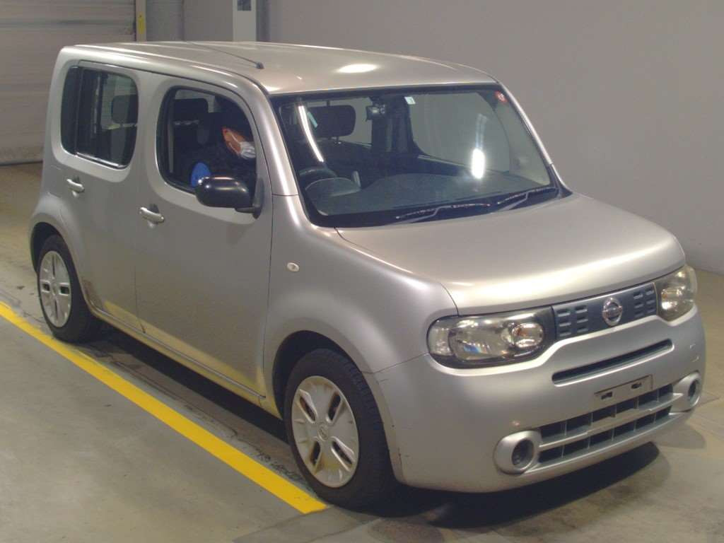 2010 Nissan Cube Z12[2]