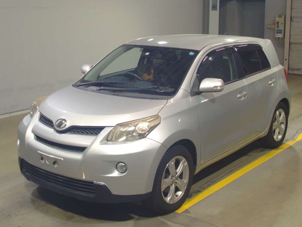 2007 Toyota IST NCP110[0]