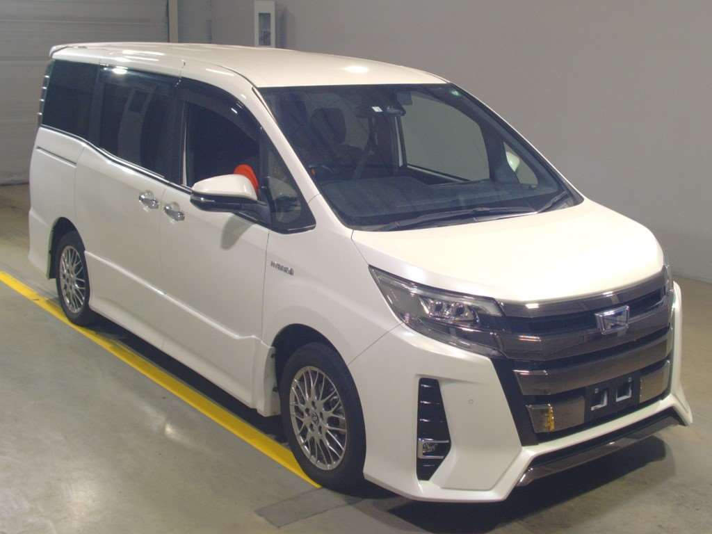 2020 Toyota Noah ZWR80W[2]