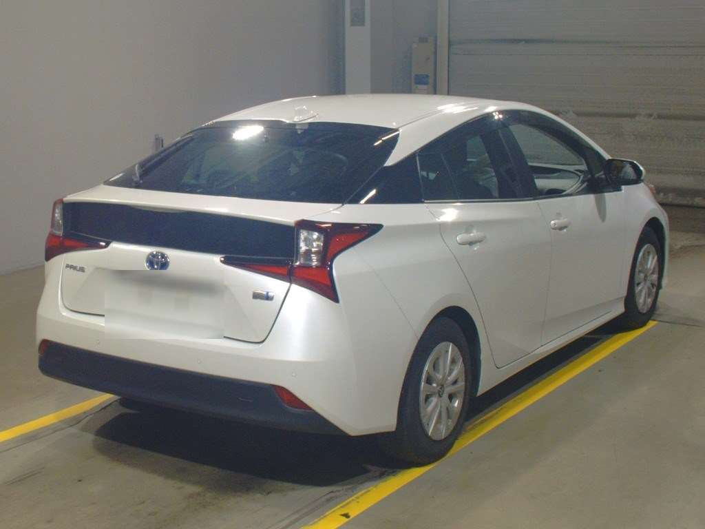 2021 Toyota Prius ZVW51[1]