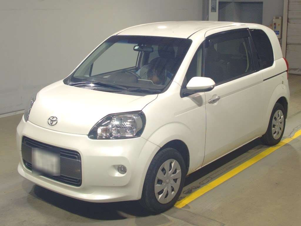 2016 Toyota Porte NCP145[0]