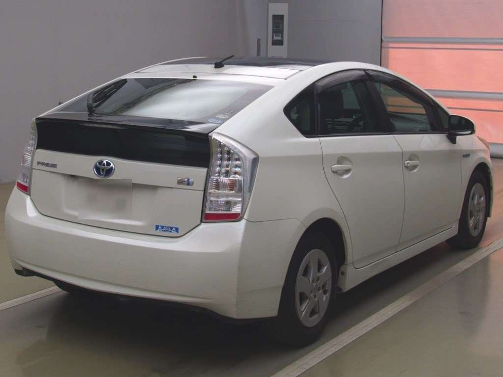 2009 Toyota Prius ZVW30[1]