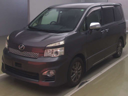 2012 Toyota Voxy