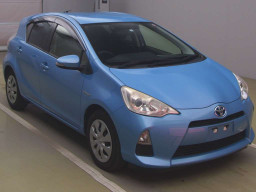 2013 Toyota Aqua