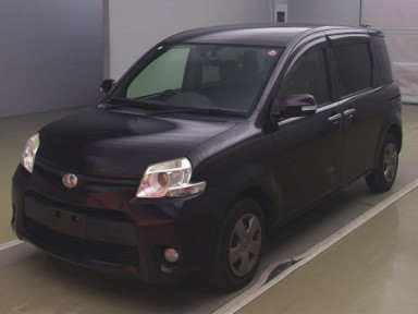 2013 Toyota Sienta