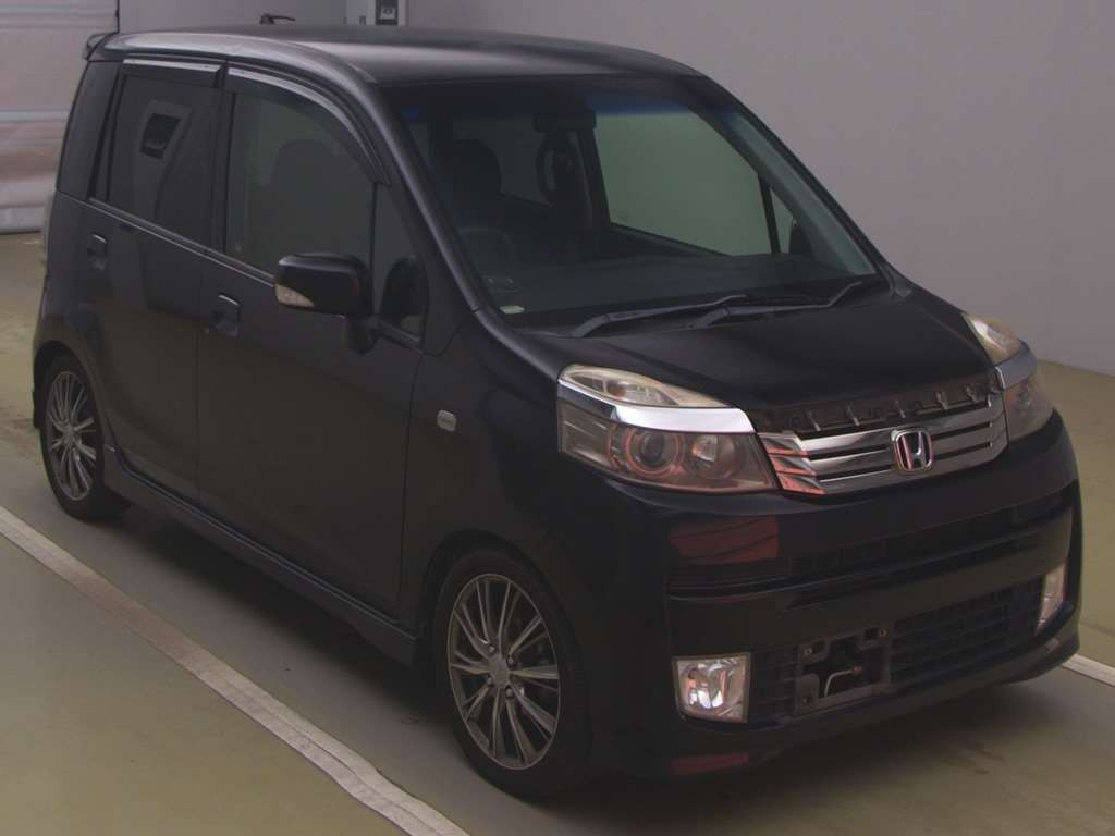 2011 Honda Life JC1[2]