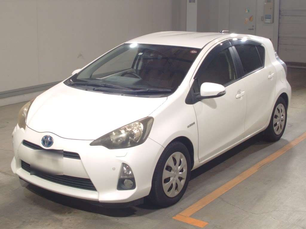 2012 Toyota Aqua NHP10[0]