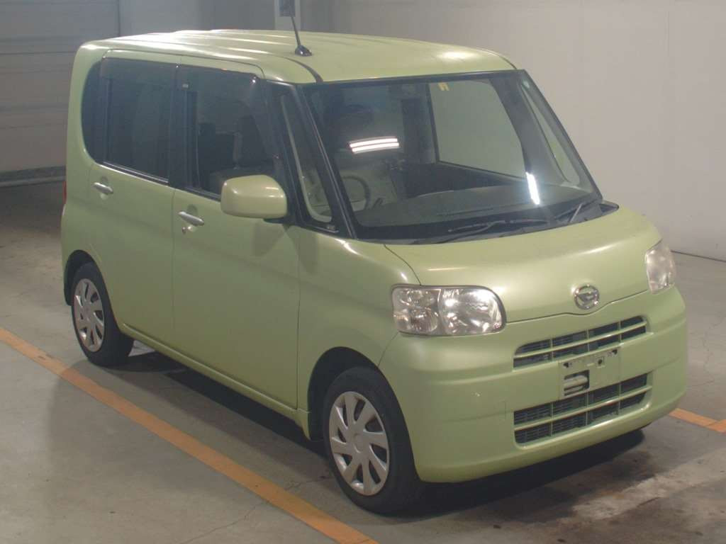 2012 Daihatsu Tanto L375S[2]