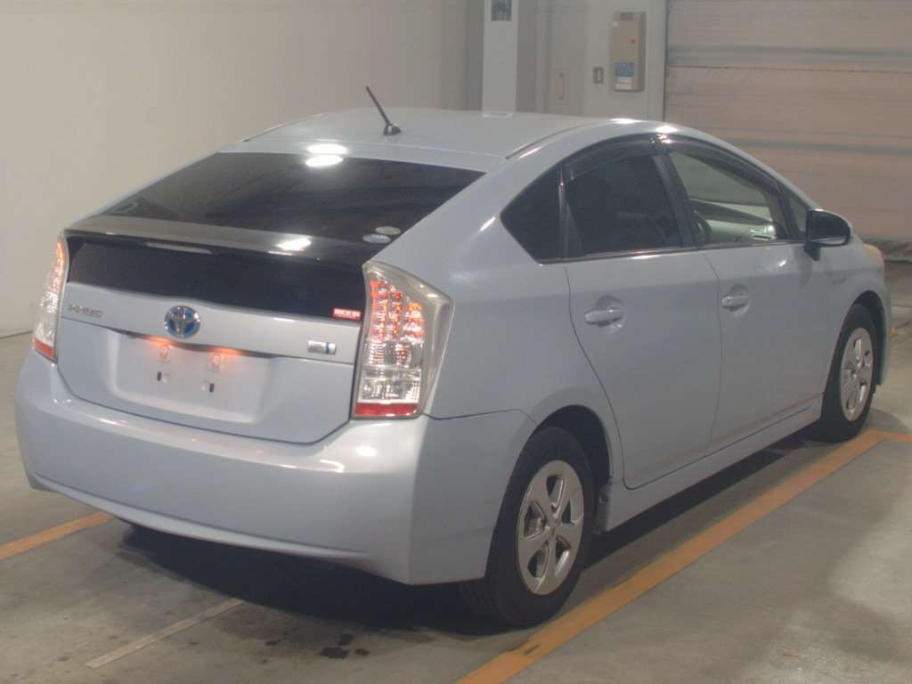 2011 Toyota Prius ZVW30[1]