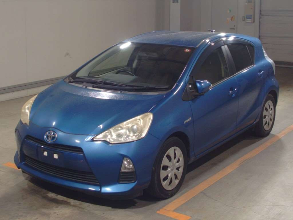 2012 Toyota Aqua NHP10[0]