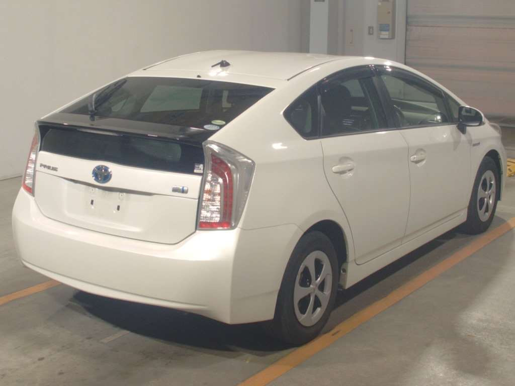 2014 Toyota Prius ZVW30[1]