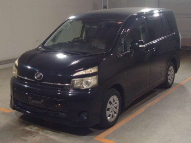 2010 Toyota Voxy