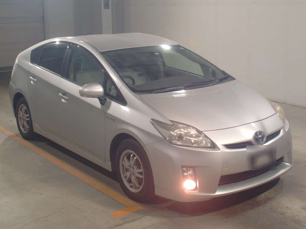 2009 Toyota Prius ZVW30[2]