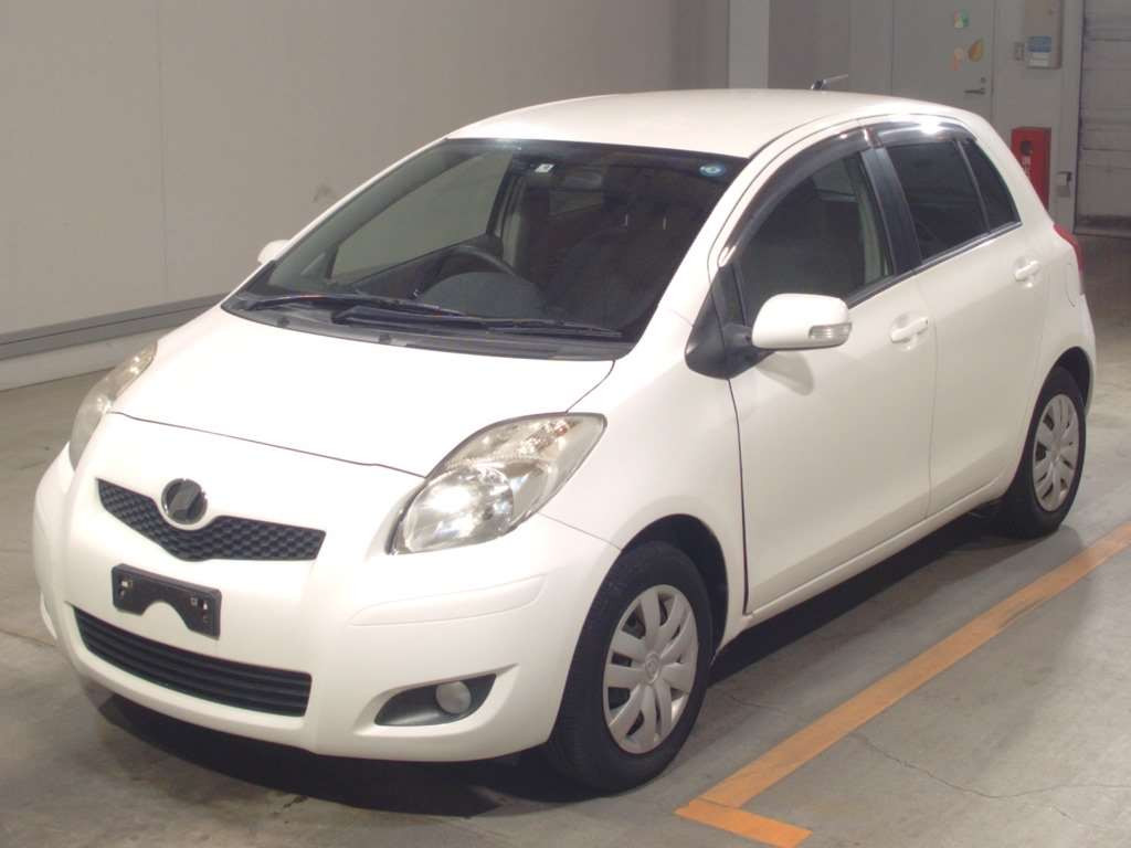 2009 Toyota Vitz SCP90[0]