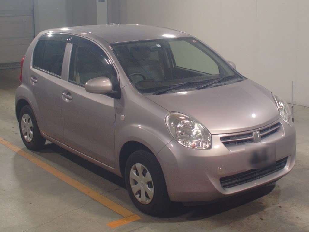 2014 Toyota Passo KGC30[2]