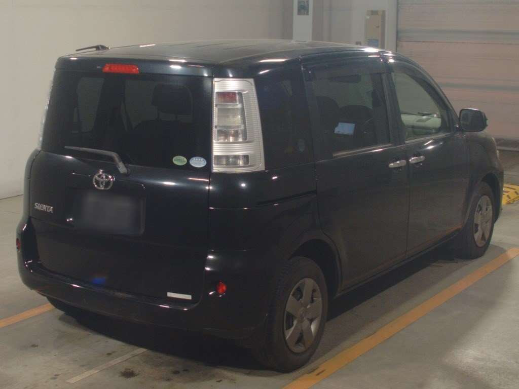 2014 Toyota Sienta NCP81G[1]