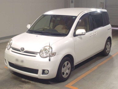 2013 Toyota Sienta