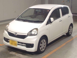 2014 Daihatsu Mira es