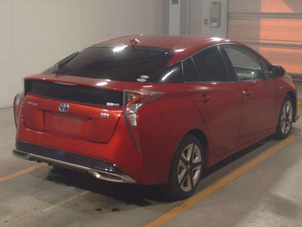 2018 Toyota Prius ZVW51[1]