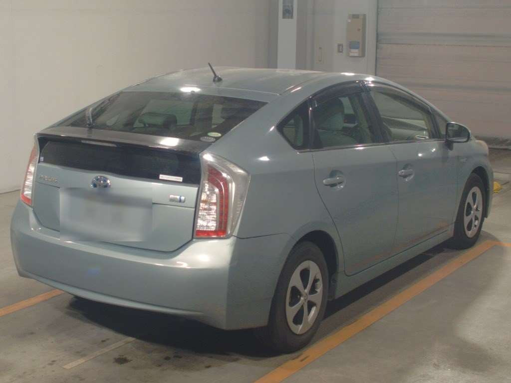 2012 Toyota Prius ZVW30[1]