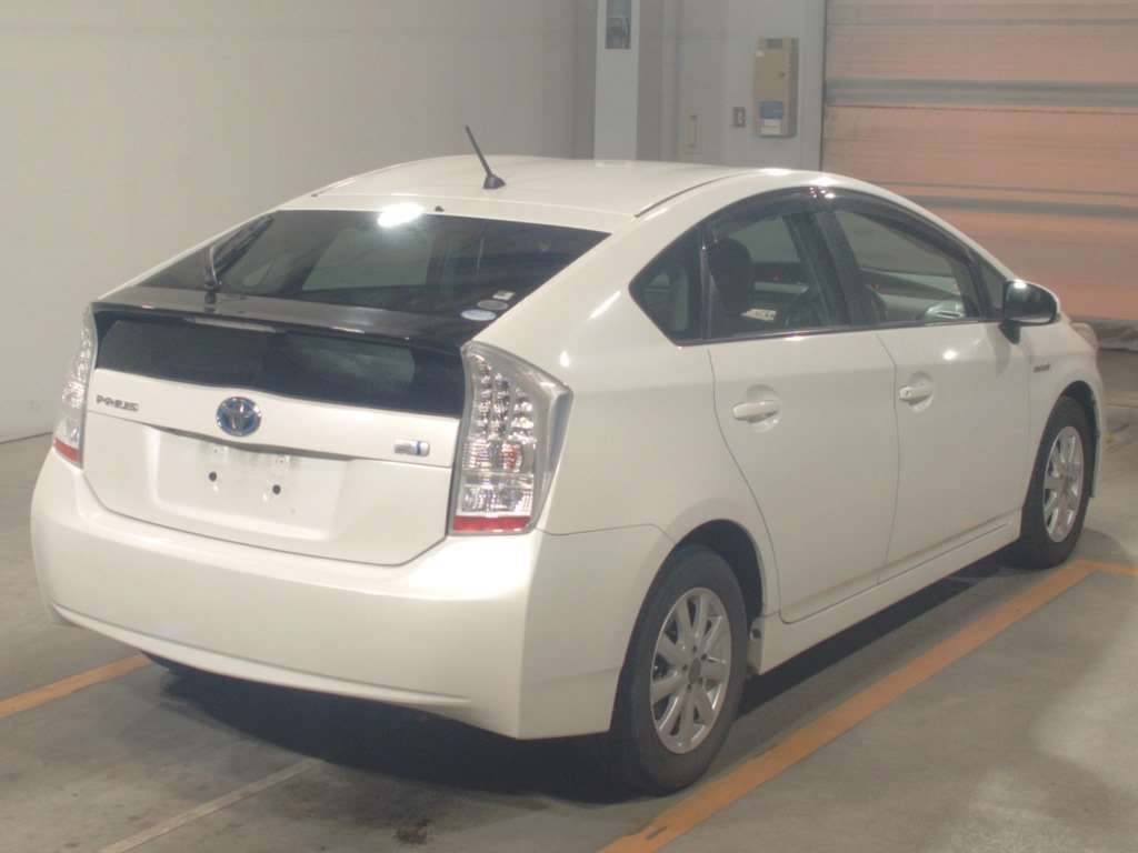 2011 Toyota Prius ZVW30[1]