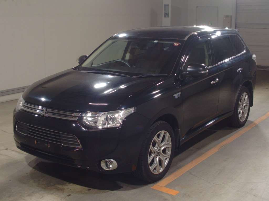 2013 Mitsubishi Outlander PHEV GG2W[0]