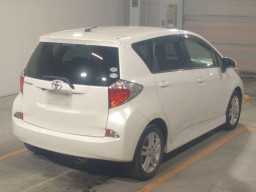 2011 Toyota Ractis