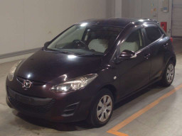 2013 Mazda Demio