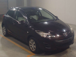 2013 Mazda Demio