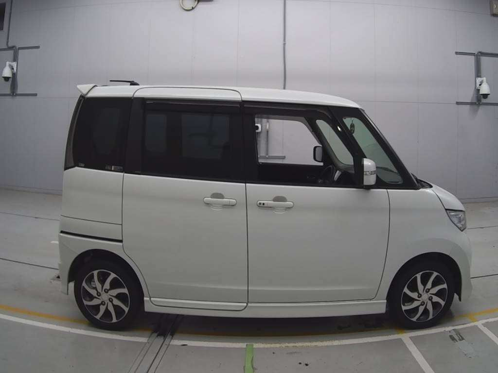 2012 Suzuki Palette SW MK21S[2]