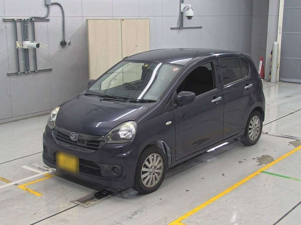 2016 Daihatsu Mira es LA300S[0]